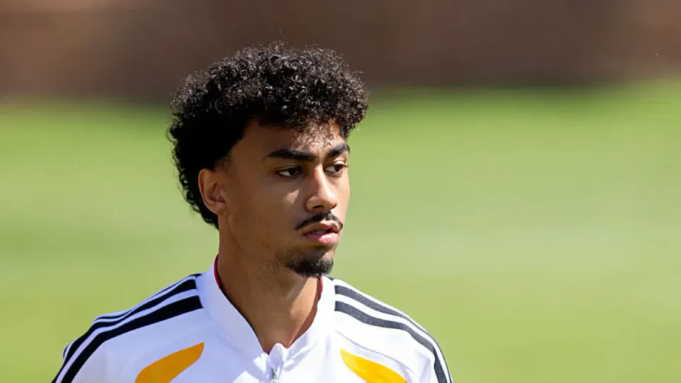 Bayern Münih'te Nathaniel Brown Dönemi: Eintracht Frankfurt ile Uzlaşma görseli