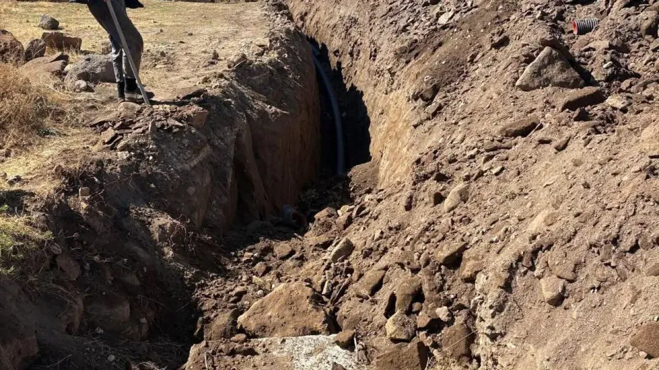 Ahlat Kırıkkaya köyüne kanalizasyon ve su altyapısı: Çalışmalar başladı görseli