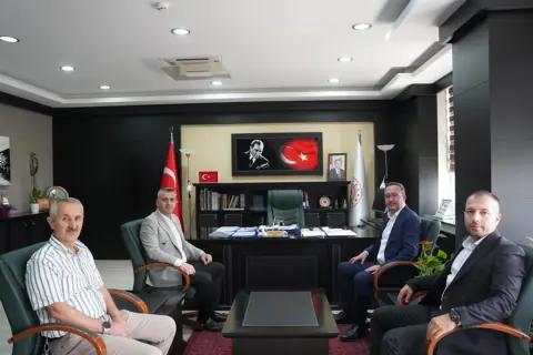 Kadıköy Belediye Başkanı Yılmaz Tavşan, Tuncay Mülayım'ı Ziyaret Etti