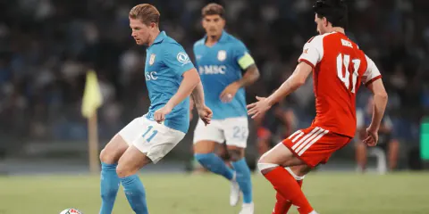 Napoli - Arsenal: Maradona'da İlk Yarı 0-0, Meret Parladı Saka Fırsat Kaçırdı
