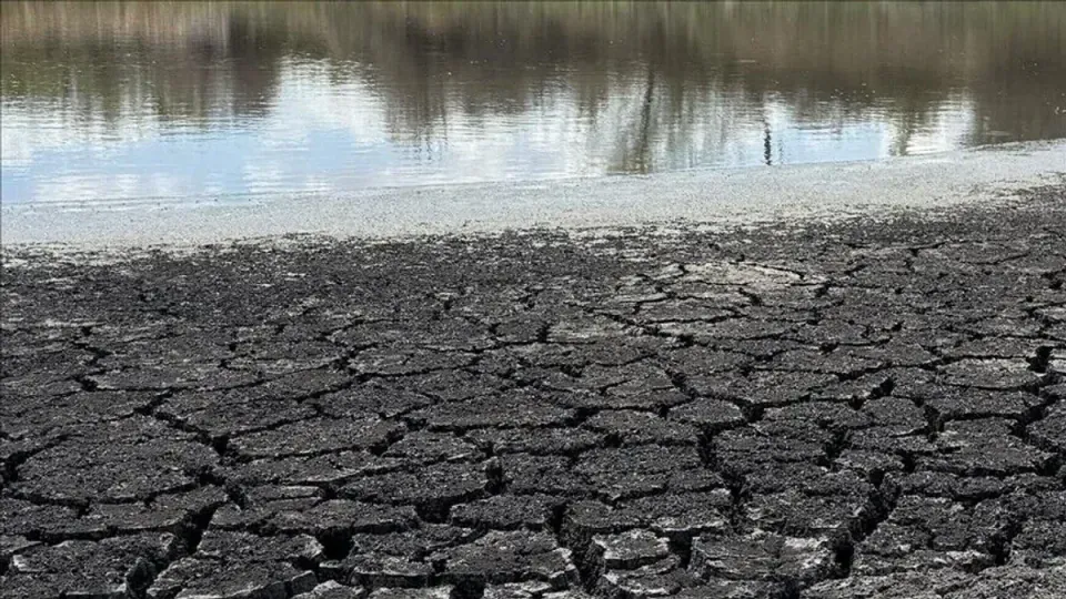 Klima Krizi ve İklim Değişikliği: 'Klimakatastrophe' görseli