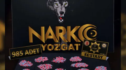 Yozgat'ta Uyuşturucu Operasyonu: Yüzlerce Ecstasy Hap Ele Geçirildi