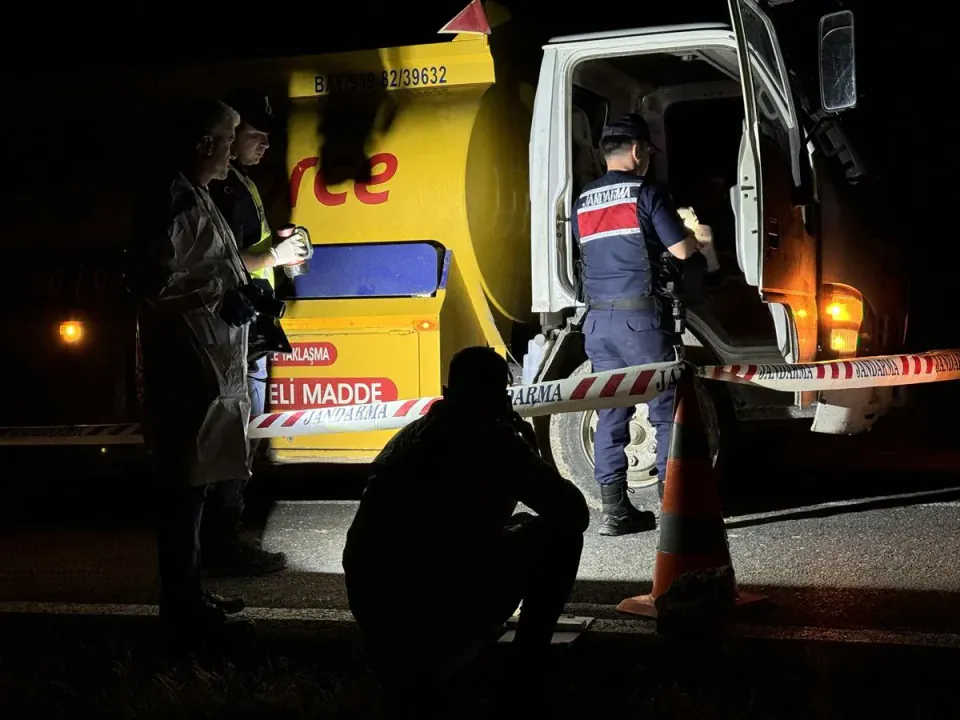 Karaman'da Tanker Sürücüsü Direksiyon Başında Hayatını Kaybetti görseli