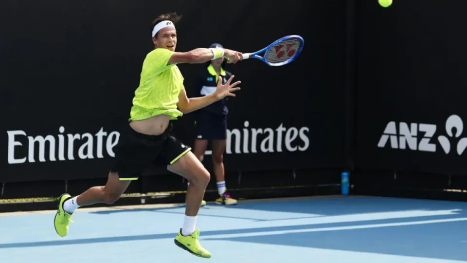 Halle'de Heyecan Dorukta: Daniel Altmaier ve Basilashvili Karşı Karşıya görseli