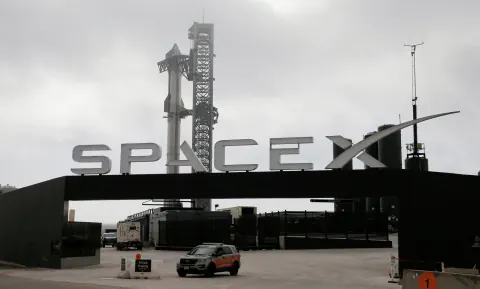 SpaceX'in Nasdaq 100 Hamlesi: Pasif Yatırımlarla Milyarlarca Dolarlık Alım