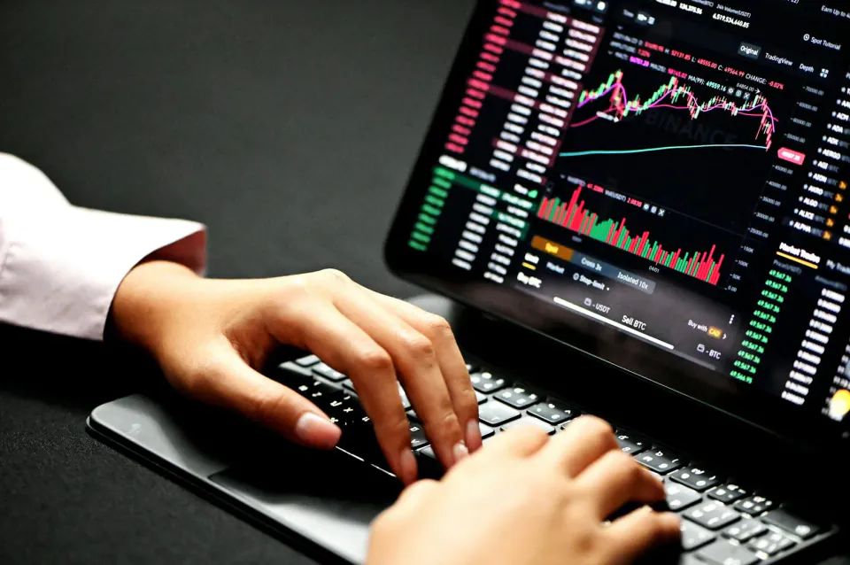 Tokenized Stock Trading Volume Jumped 288% in July görseli