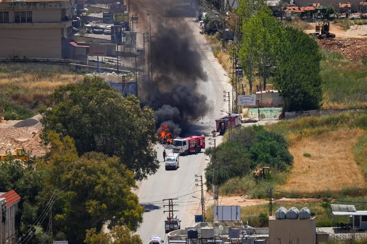 Lübnan Sınırında Gerilim Tırmanıyor: İsrail'den Güney Bölgesine Drone Saldırısı Lübnan Sınırında Gerilim Tırmanıyor: İsrail'den Güney Bölgesine Drone Saldırısı