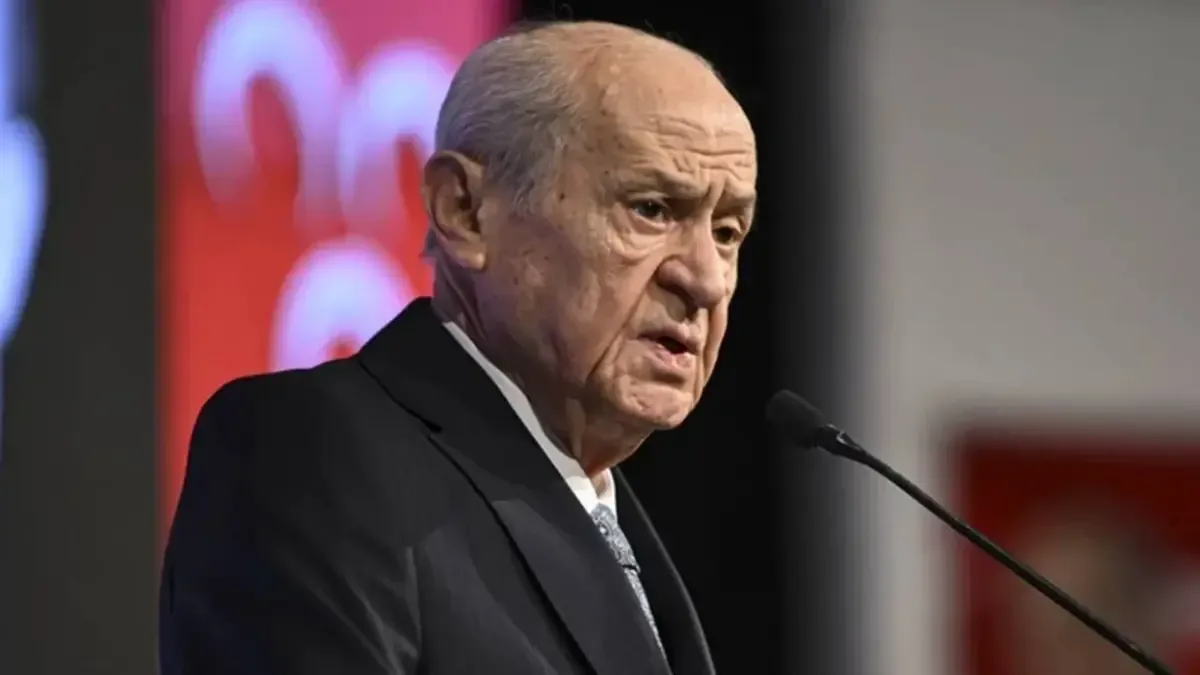 Bahçeli'den 'Terörsüz Türkiye' Hamlesi: İç Cephe ve Ortadoğu Analizi Bahçeli'den 'Terörsüz Türkiye' Hamlesi: İç Cephe ve Ortadoğu Analizi