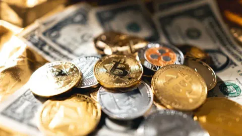 Bitcoin Piyasasında Kurumsal Satış Baskısı ve Madencilikte Strateji Değişimi