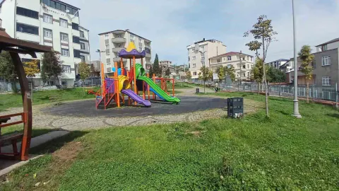 Dilovası'nda park ve oyun alanları yenileniyor: Çocuk güvenliği öncelik