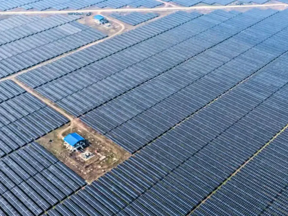 Nijerya'da Dev Güneş Enerjisi Hamlesi: 17,5 Milyon Kişiye Elektrik Gelecek görseli