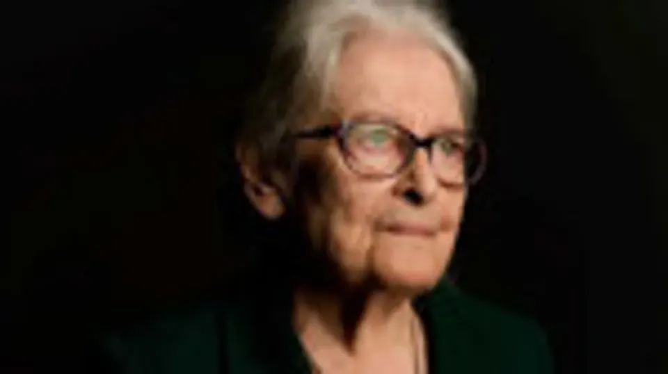 Dünya çapında tanınan felsefeci Prof. Dr. İoanna Kuçuradi 90 yaşında vefat etti görseli