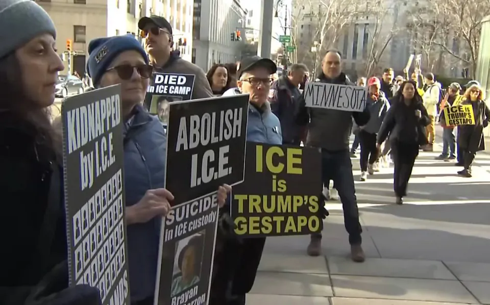 Minnesota'da Göçmen Operasyonu Sona Erdi: Tom Homan ve ICE Çekiliyor görseli