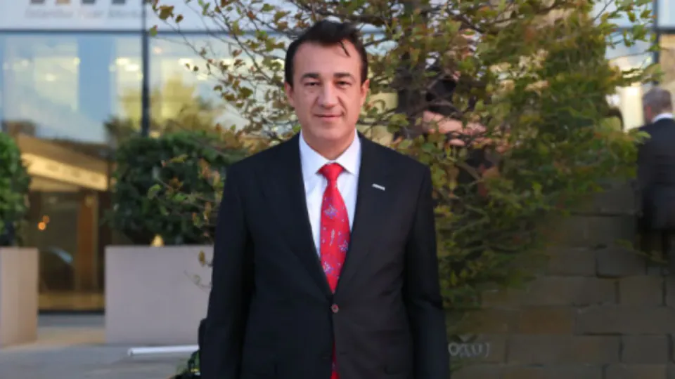 Bilal Çalışkan: Fon Soruşturmasında Yakalama Kararı Çıkan Şüpheli Kimdir? görseli