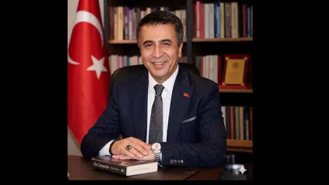 Köyden Mülkiye'ye, Bürokrasiden Romanın İçine: Şerafettin Yıldız'ın Edebiyat Yolculuğu