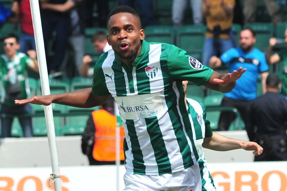 Bursaspor'un eski yıldızı Bakambu, MLS'ye transfer oldu: San Diego FC imzayı attırdı Bursaspor'un eski yıldızı Bakambu, MLS'ye transfer oldu: San Diego FC imzayı attırdı