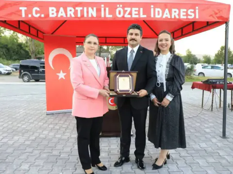 Uğur Karakaya Artvin Hopa Kaymakamlığına Atandı: Bartın'da Veda Programı