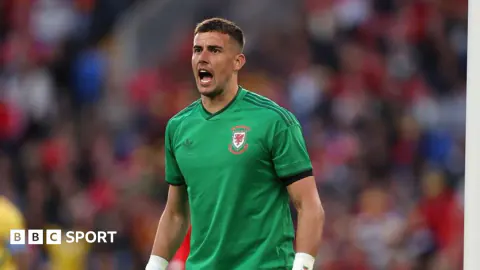 Manchester United'dan Kaleci Takviyesi: Karl Darlow İmzayı Attı