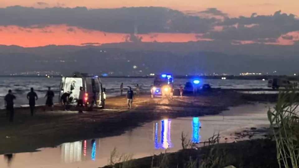 Mersin'de Denizde Kaybolan 4 Kişiden 3'ünün Cansız Bedeni Bulundu görseli