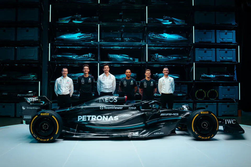 Mercedes F1'de Çalışma Yasağı İhlali: FIA'dan Sıkı Denetim görseli