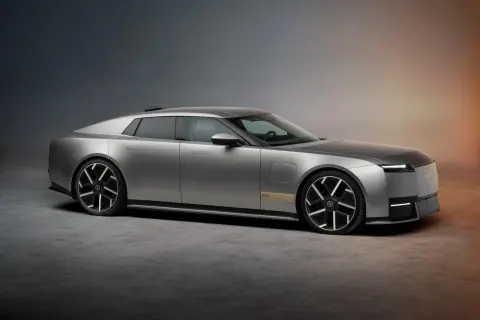 Jaguar Type 01 Resmi Olarak Tanıtıldı: Konseptten Farkı Nedir?