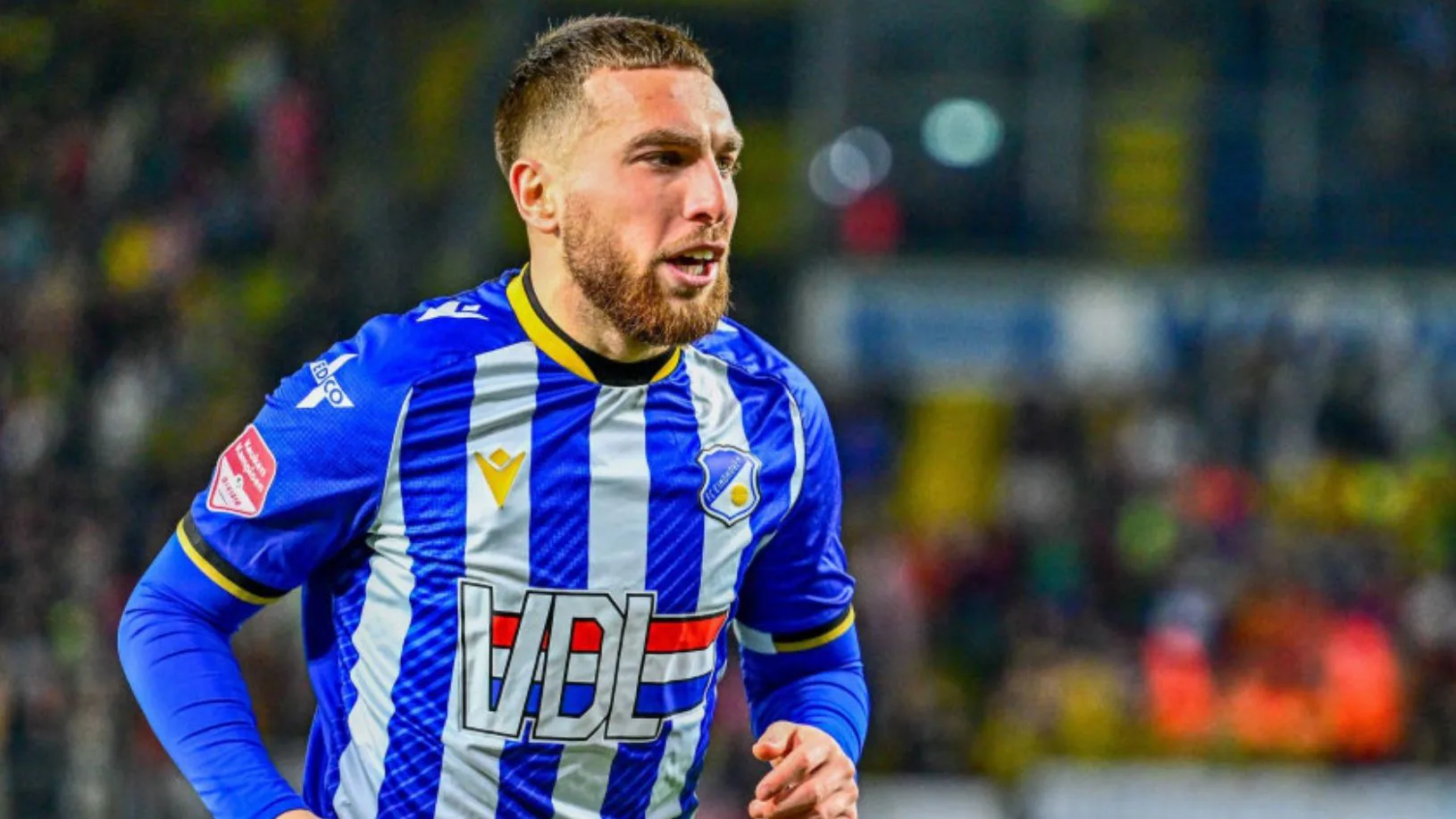 Vanspor FK'dan Sürpriz Hamle: Milli Kanat Ozan Can Kökçü ile Anlaştı Vanspor FK'dan Sürpriz Hamle: Milli Kanat Ozan Can Kökçü ile Anlaştı