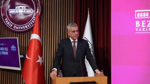 Sağlık Bakanı Memişoğlu: "Sağlığın bilgisini üreteceğiz, teknolojisini geliştireceğiz"