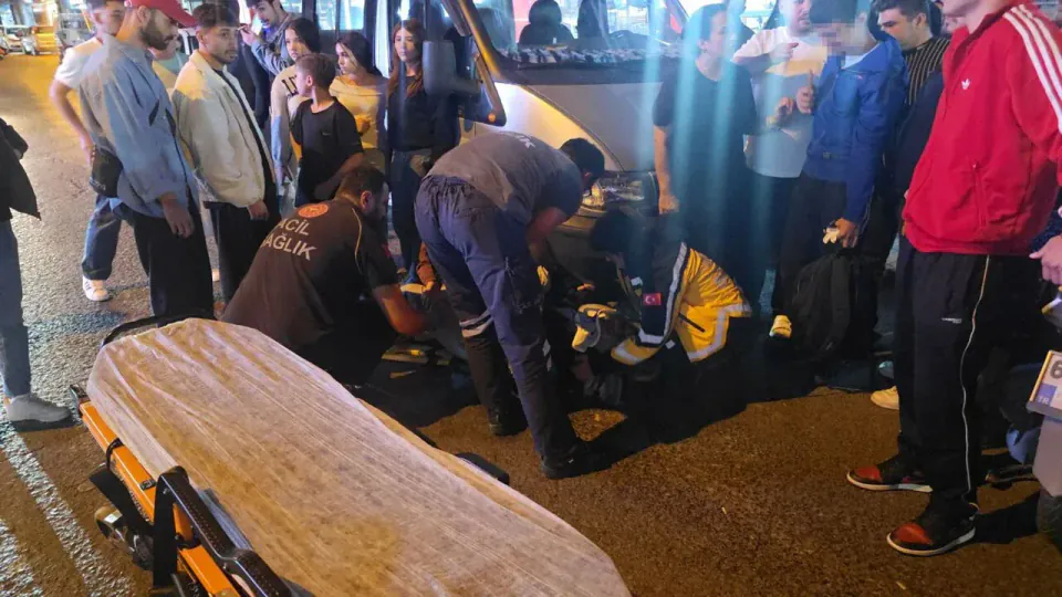 Zonguldak Ereğli'de Motosiklet Kazası: Anne Yaralandı, Oğlu Sağ Kurtuldu görseli