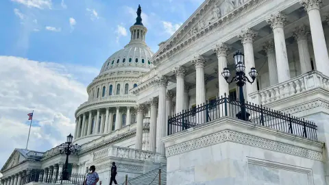 ABD Senatosu'ndan Clarity Act İçin Erteleme Kararı: Kripto Dünyasında Bekleyiş