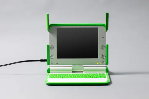 OLPC'nin 100 Dolar Hayali Neden Yıkıldı? XO-1'in İzlediği Yol ve Kalan Dersler