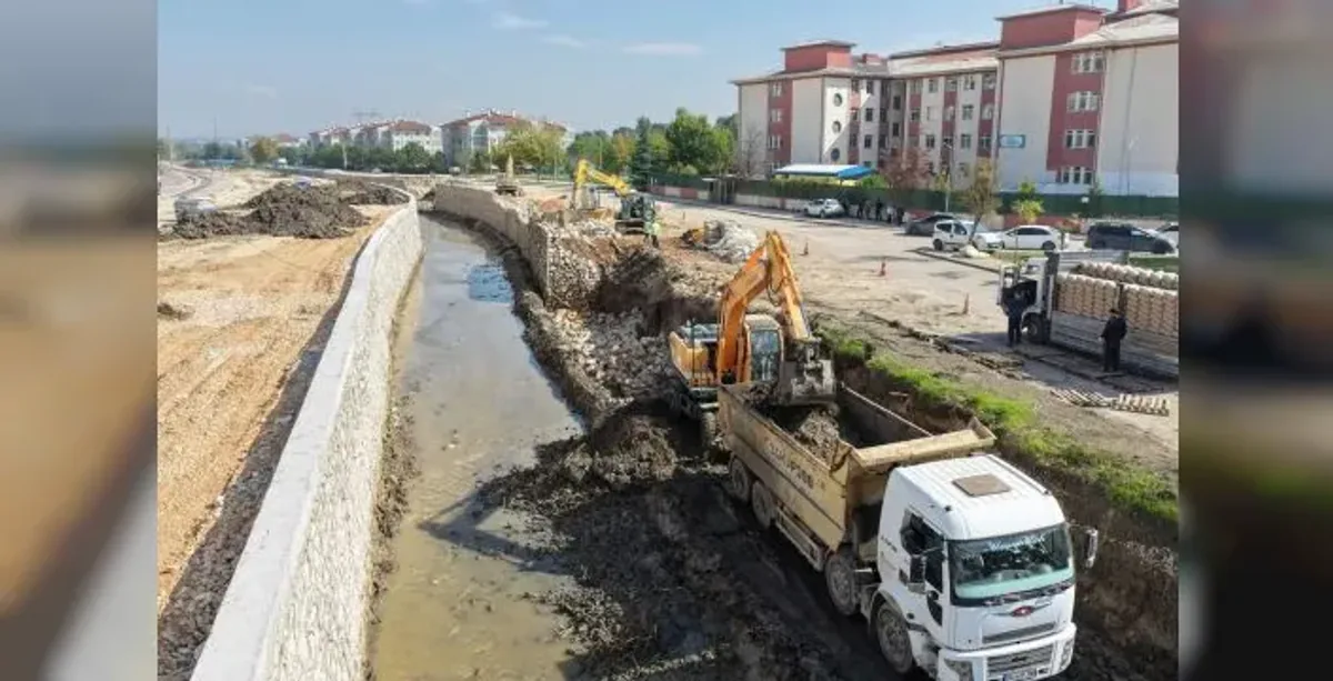 Bursa Büyükşehir, Nilüfer'de Hasanağa ve Ürünlü Derelerinde ıslah Çalışmalarını Hızlandırdı Bursa Büyükşehir, Nilüfer'de Hasanağa ve Ürünlü Derelerinde ıslah Çalışmalarını Hızlandırdı