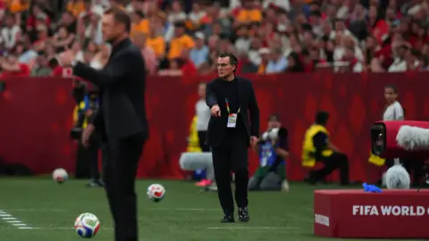 Montella'dan taktiksel itiraf: 'Her şeyi denedik ama gol bulamadık'
