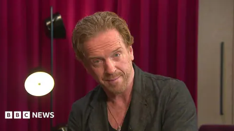 Damian Lewis'ten 'Tatlı Kaos': Yas ve Sanatla Gelen Yeniden Doğuş