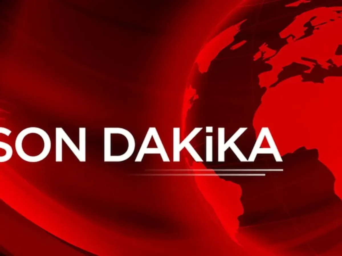 Avrasya Tüneli'nde Kaza: Su Sızıntısı Nedeniyle Trafiğe Kapatıldı Avrasya Tüneli'nde Kaza: Su Sızıntısı Nedeniyle Trafiğe Kapatıldı