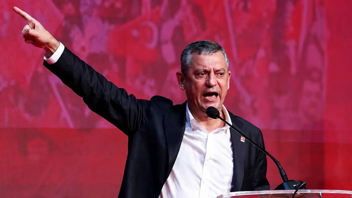 Özgür Özel'den Erdoğan'a 'jet ve fon' cevabı: "Haberin varsa istifa edeceksin" Özgür Özel'den Erdoğan'a 'jet ve fon' cevabı: "Haberin varsa istifa edeceksin"