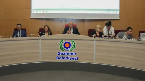 Gaziemir Belediye Meclisi'nde Gerginlik: 440 Milyon TL Borç ve Tehdit İddiaları