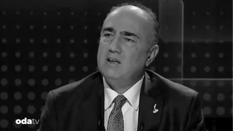 Gazeteci Vedat Yenerer Yaşamını Kaybetti