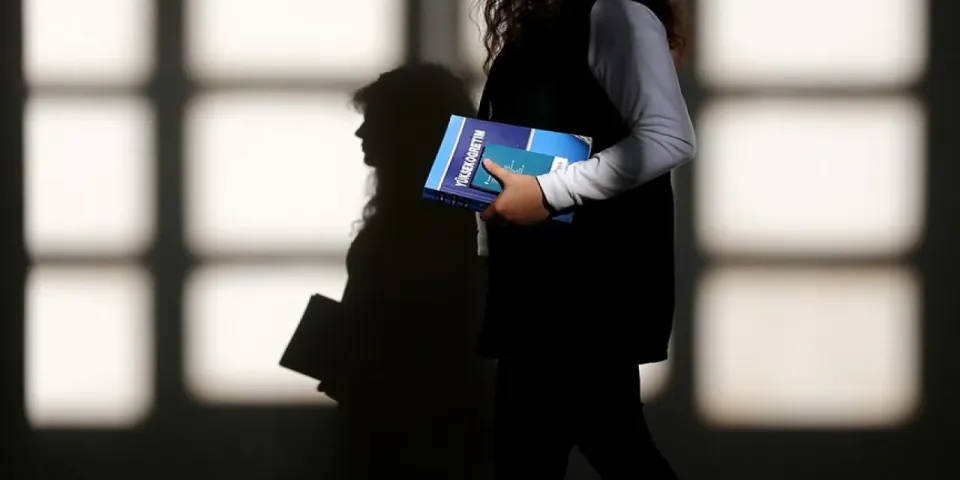 YÖK'ten Üniversite Eğitiminde Yeni Dönem: Mikro Kredi Sistemi Başladı görseli
