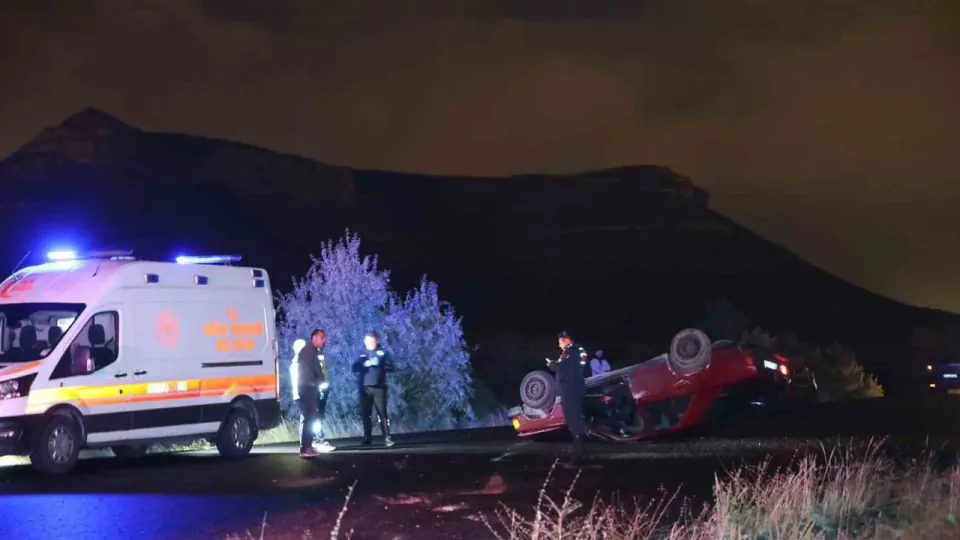 Avanos-Göreme yolunda takla atan araçta 80 yaşlı sürücü hayatını kaybetti görseli
