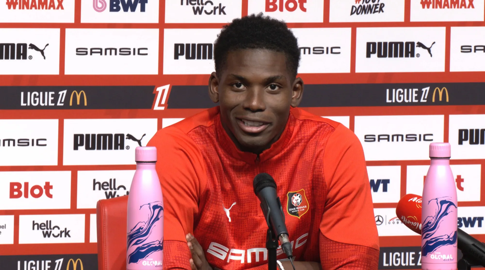 Breel Embolo'nun Kariyer Yolculuğu: Sakatlıklar ve Zaferler Breel Embolo'nun Kariyer Yolculuğu: Sakatlıklar ve Zaferler