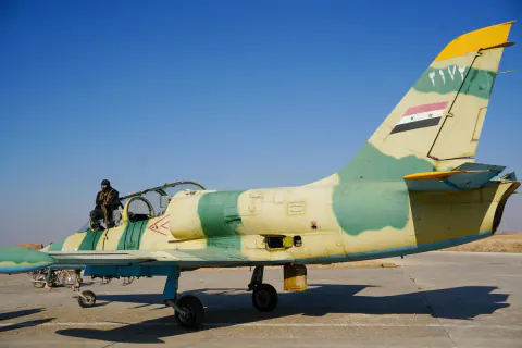 Suriye'de savaş suçu suçlaması: Lazkiye'de devrik rejime bağlı 9 pilot tutuklandı