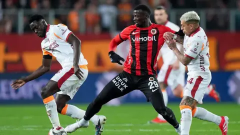 Gençlerbirliği'nde M'Baye Niang Dönemi Sona Erdi: Sözleşme Feshedildi