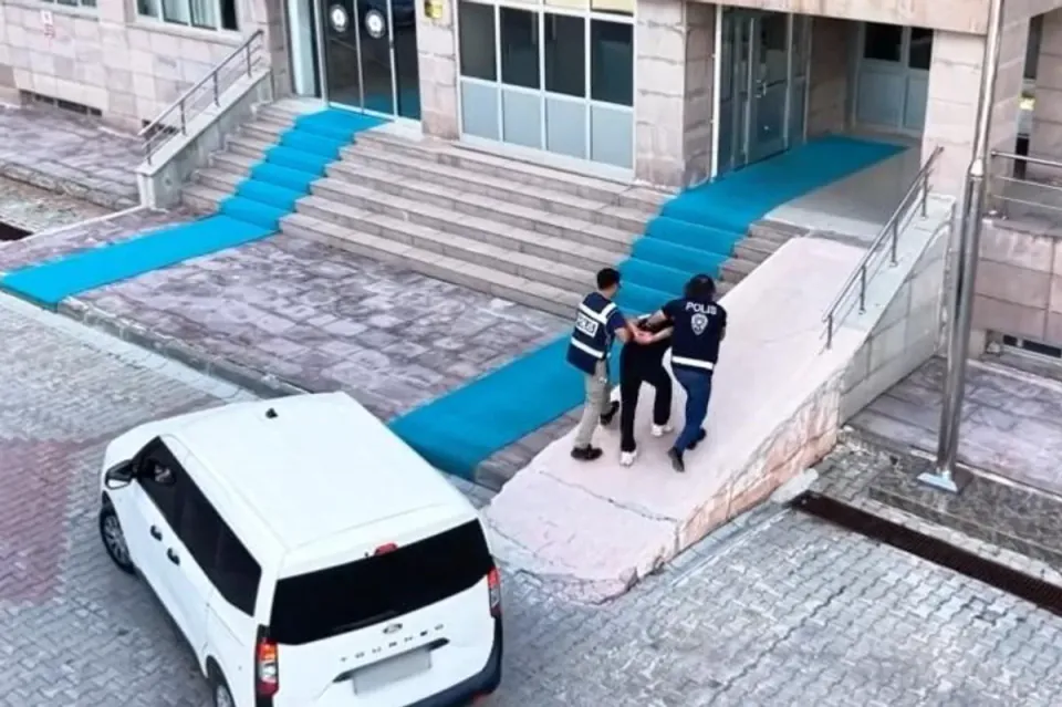Yozgat'ta 63 Yıl Hapis Cezasıyla Aranan Firari Hükümlü Yakalandı görseli