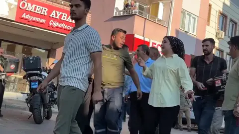 Bursa Osmangazi'de Park Kavgası Kanlı Bitti: 3 Yaralı