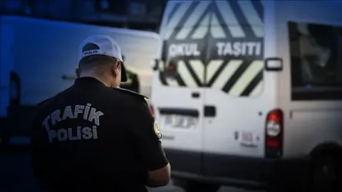 İstanbul'da 2,8 milyon öğrenci pazartesi derse başlıyor: 161 bin öğretmen, yoğun güvenlik ve özel saat uygulaması