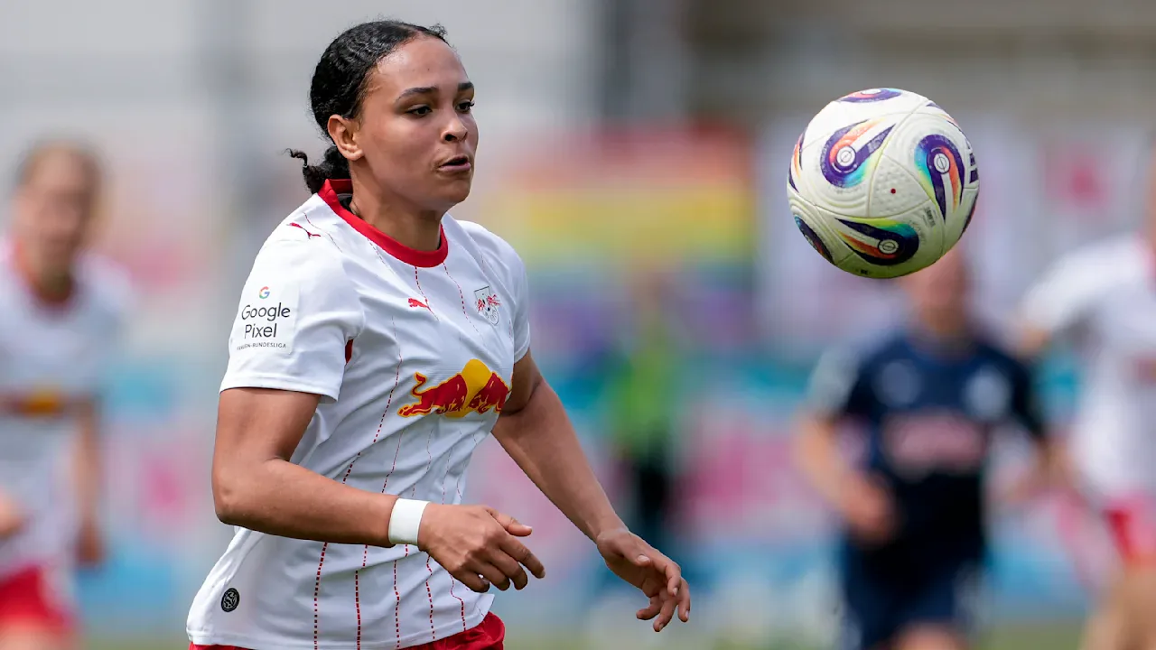 Bundesliga'da Rekor Transfer: Lisa Baum Arsenal Yolunda Bundesliga'da Rekor Transfer: Lisa Baum Arsenal Yolunda