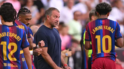 Flick Levante deplasmanında sürpriz kadro çekti: Gordon ilk 11'de, Hamza Abdelkarim bankada