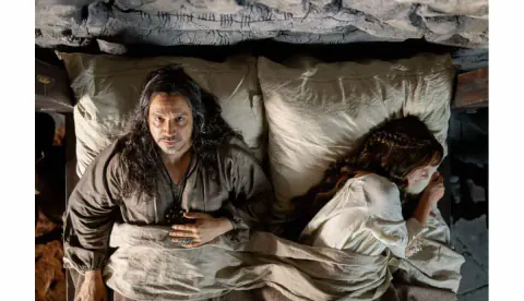 Kaamelott 2. Volet 2. Parça 10 Mart 2027'ye Ertelendi: Stüdyo Kutuplaşma Riskini Gösterdi