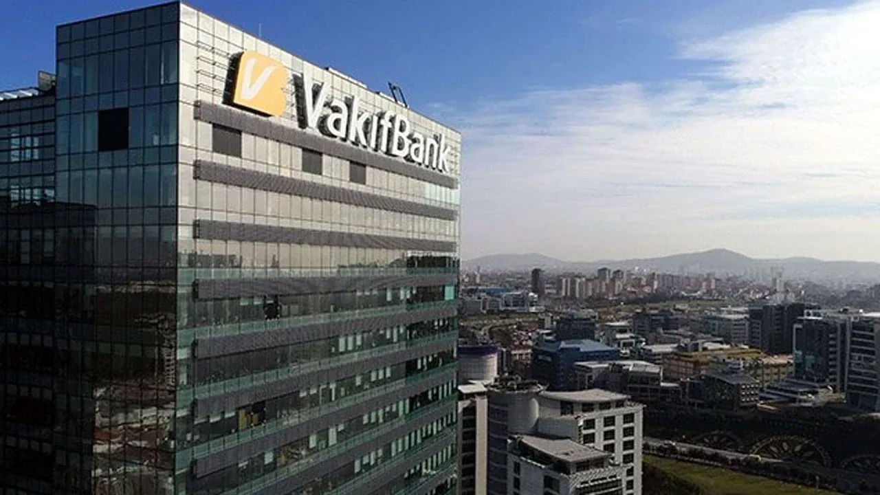 VakıfBank'tan Sanayi ve Ticaret Odası Ziyareti: Finansal İş Birliği Vurgusu VakıfBank'tan Sanayi ve Ticaret Odası Ziyareti: Finansal İş Birliği Vurgusu