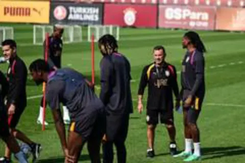 Galatasaray - Barcelona: Şampiyonlar Ligi'nde dev mücadele, Rams Park'ta gece 22:00